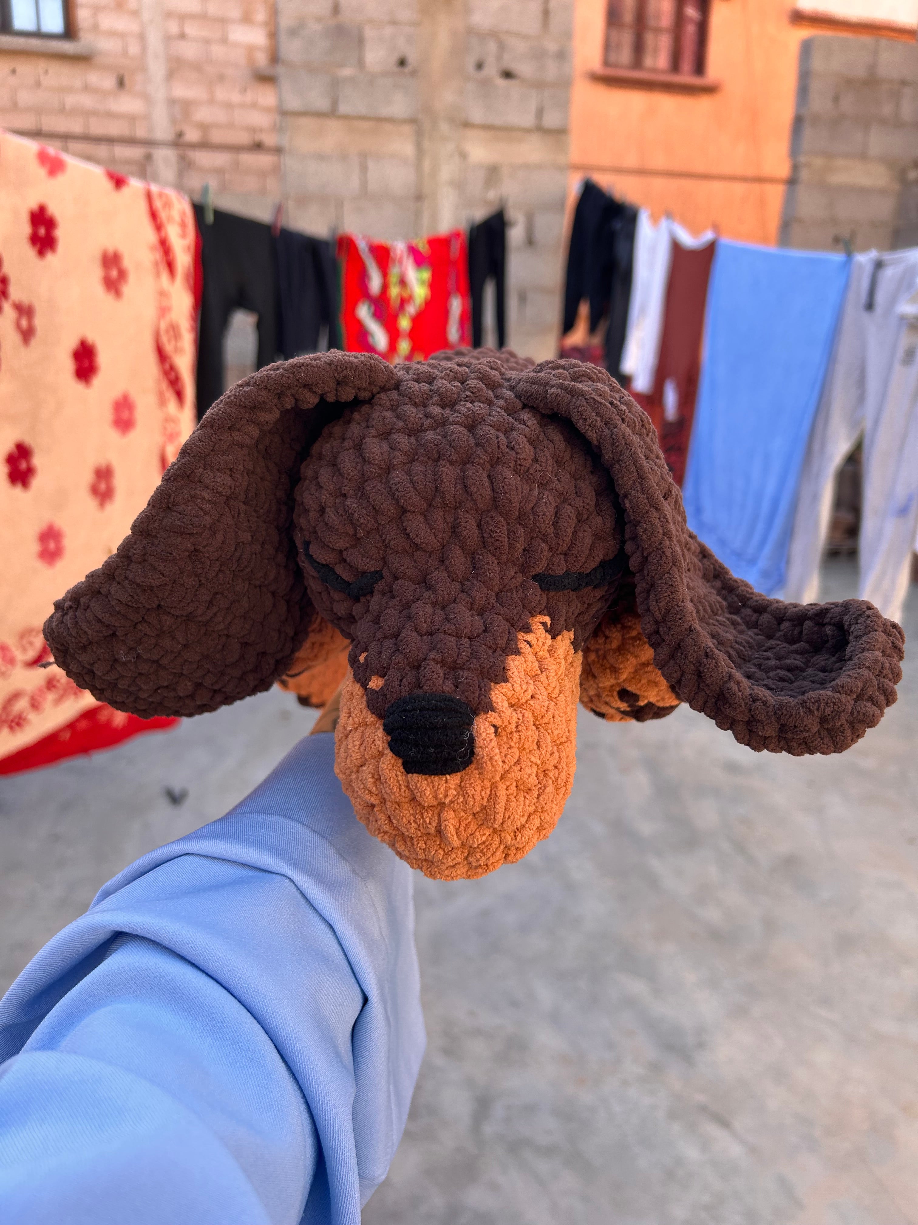 SLEEPY PUPPY - Peluche 40 cm Chien dormeur
