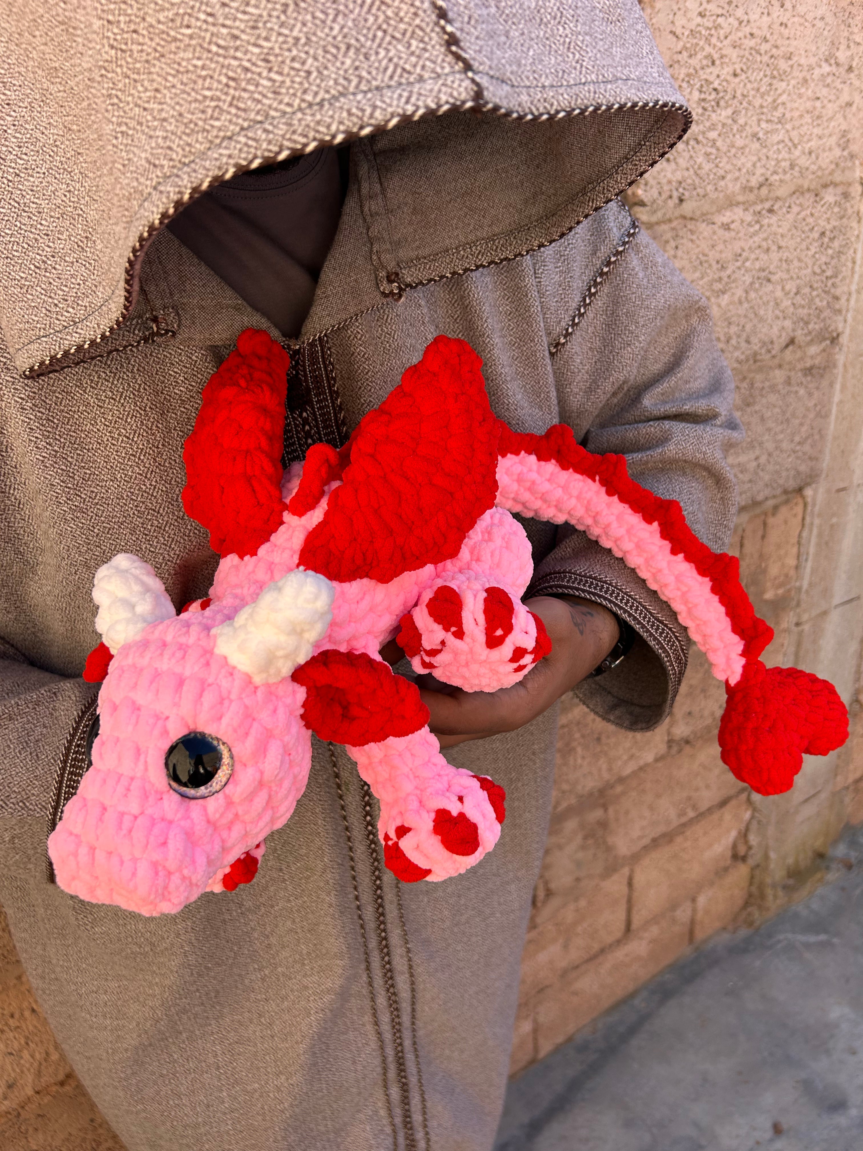 CHERRYFIRE VALENTINE EDITION - Peluche plus de 30cm Dragon Mignon & Coeur Crochet Rose et Rouge